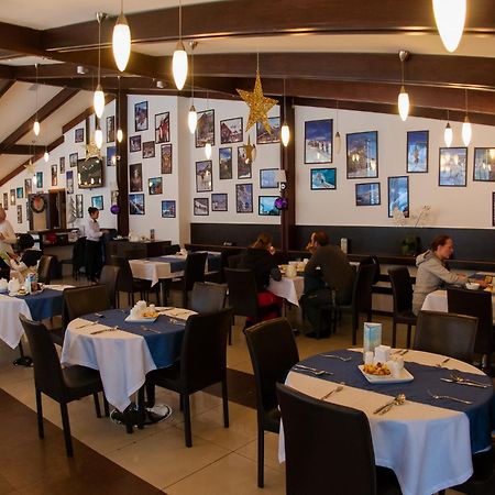 Kapriz Karakol Hotel Ngoại thất bức ảnh