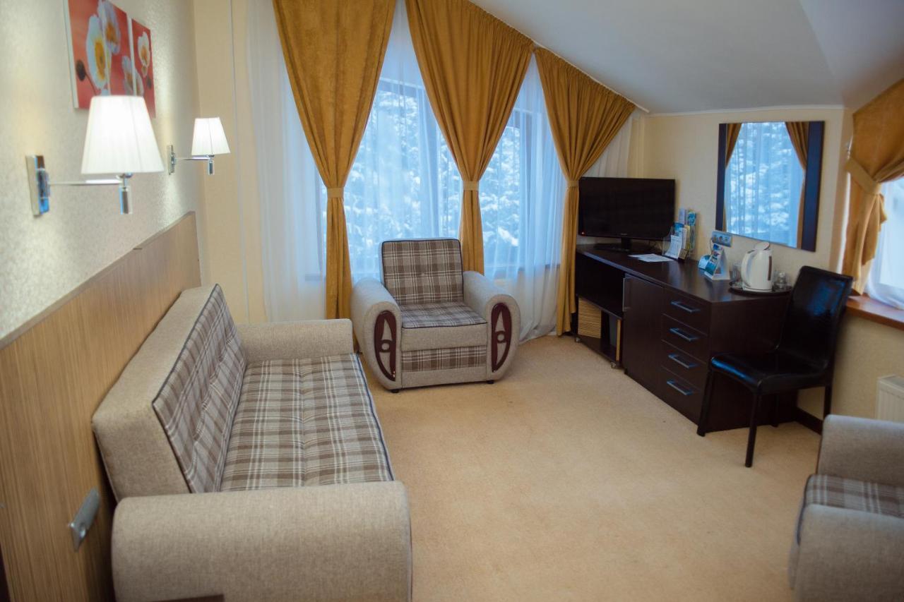 Kapriz Karakol Hotel Ngoại thất bức ảnh