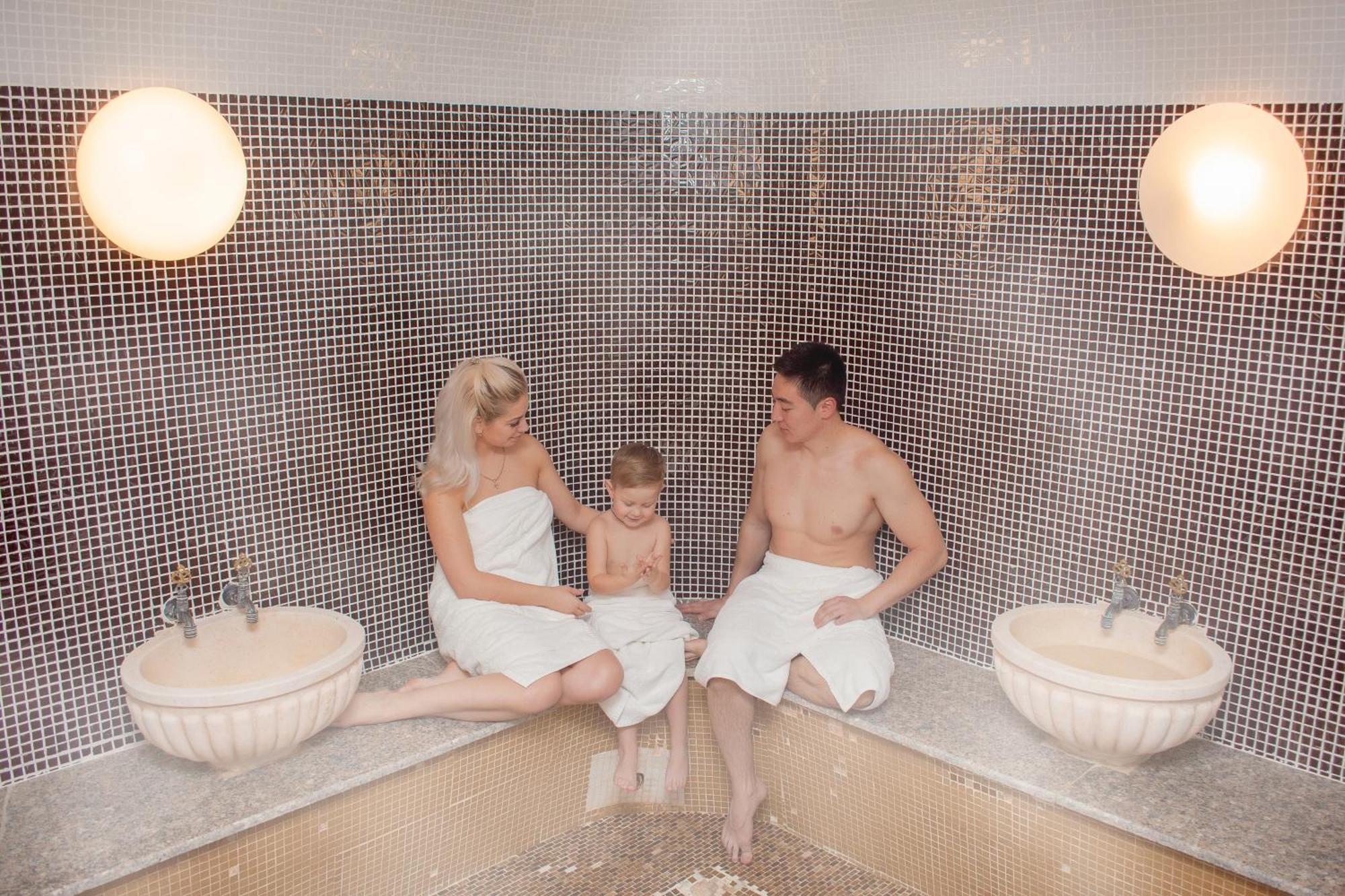 Kapriz Karakol Hotel Ngoại thất bức ảnh